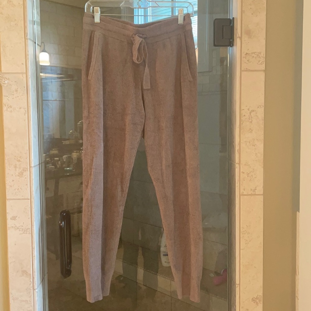 NWOT Barefoot Dreams CozyChic Lite Jogger Pant